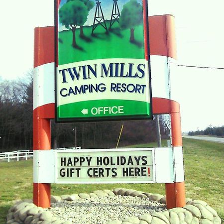 Twin Mills Rv Resort Howe Exterior photo